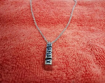 アクセサリー xanax Xanxa Necklace,pill Necklace,xanax Pendant,vertical Cuboid