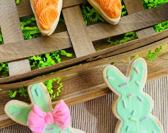 Fake carrot sugar cookies, Faux cookies, Easter bunny cookie, bunny tier tray decor, Photo props, fake sweets, Fake bake, cookie prop