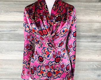 Blusa vintage satinada drapeada envuelta