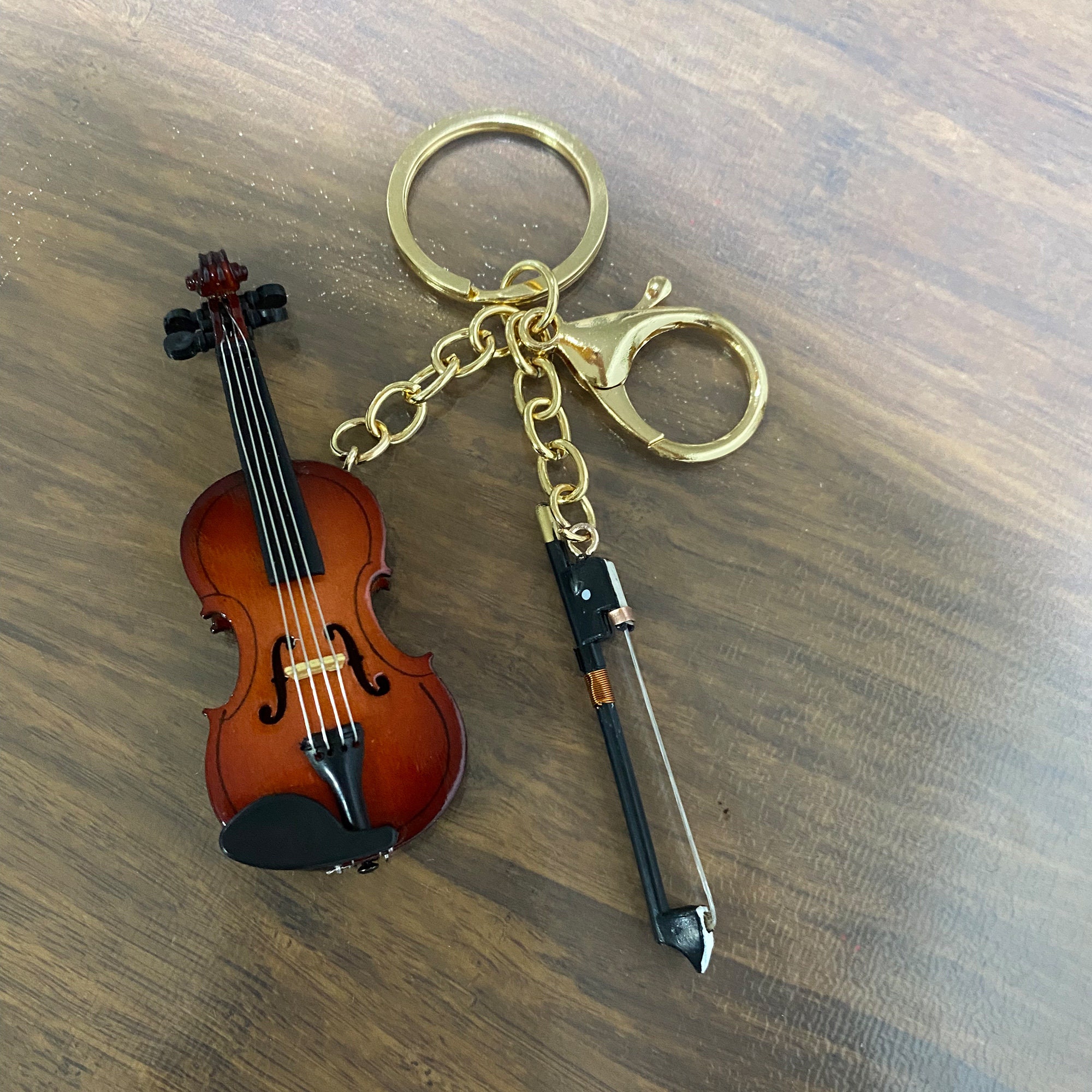 Miniatures violon modèle porte-clés sac porte-clés étiquette de sac à main  suspendue étiquette de téléphone portable petite amie mélomane cadeau -   France
