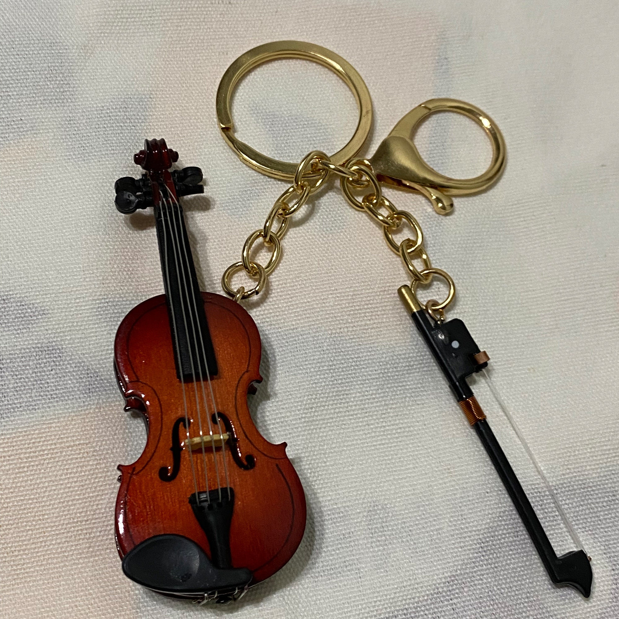 Miniatures violon modèle porte-clés sac porte-clés étiquette de sac à main  suspendue étiquette de téléphone portable petite amie mélomane cadeau -   France