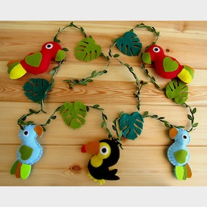 Felt garland of forest animals and birds for children&#39;s bedroom decoration, birthday gift, birth, baptism, Christmas, handmade gift