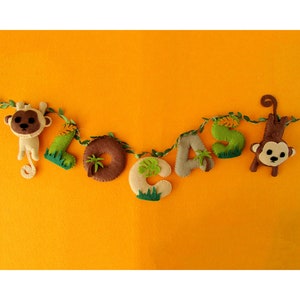 Ghirlanda con nome in feltro, animali della foresta, scimmie, decorazione da parete, cartello personalizzato per porta, per camera da letto, regalo fatto a mano per bambini e neonati.