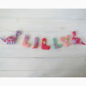 Guirnalda de fieltro con nombre de dinosaurio para decoración de pared, letrero de puerta personalizado para habitación de niños, nacimiento, cumpleaños, bautismo.