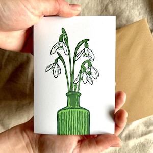Carte de voeux recyclée en linogravure de perce-neige
