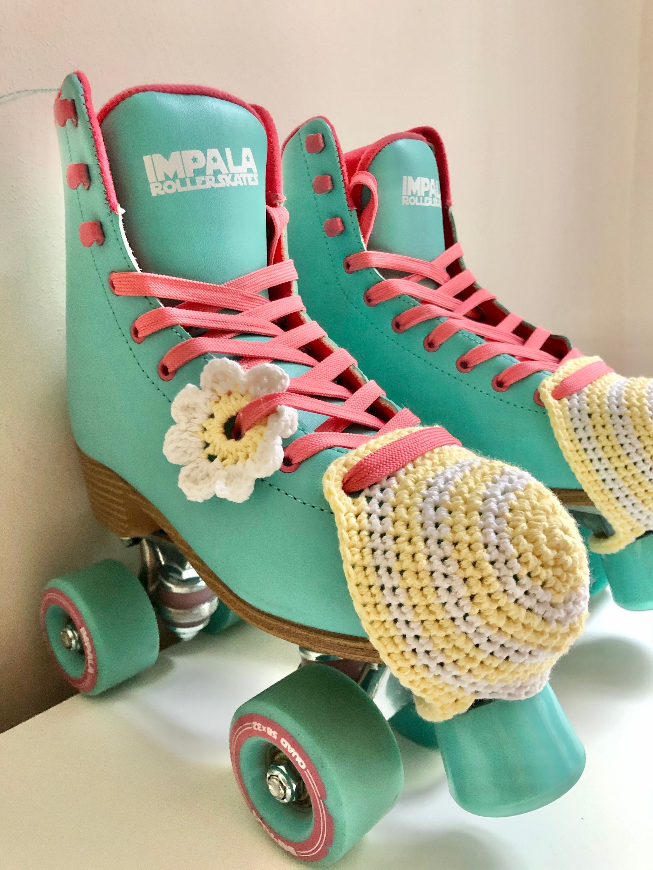 Katy the roller skater – Tremendu Crochet