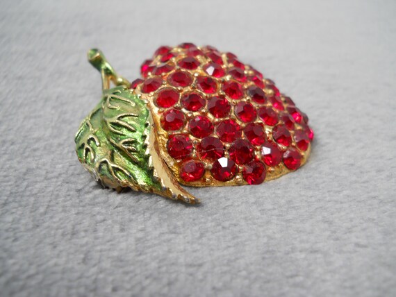 Vintage Rhinestone Strawberry Brooch - image 3