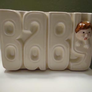&quot;1980er Jahre Nancy Pew &quot;&quot;BABY&quot;&quot; Blumentopf, perfekt für Babypartys, Kinderzimmer-Dekor und neue Babygeschenke.&quot;