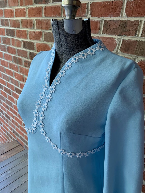 60's Daisy Trim Blue Dress - image 2