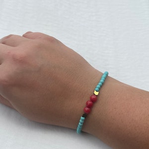 Natural Turquoise Bead Bracelet: Gemstone Stretch Bracelet