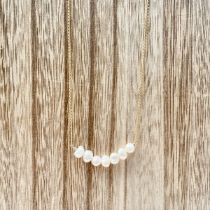 Pearl Necklace, Dainty Pearl Necklace, Single Pearl Necklace, Simple Necklaces, Bridesmaid Gift, Floating Pearl, Minimalist, Christmas gift