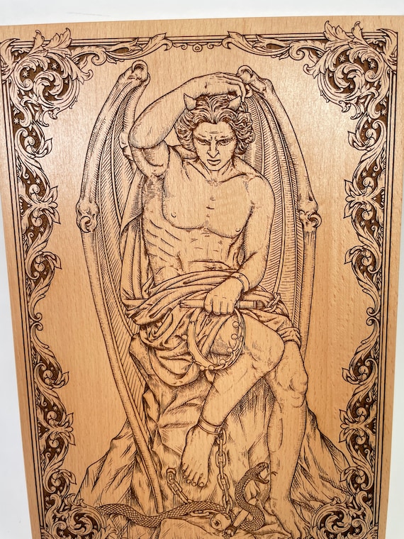 ルシファーの堕天使ゴシック壁アート、木に彫られたサタンアート