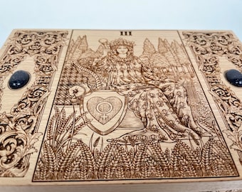 Caja de Tarot Emperatriz – Portacartas de Tarot de Madera Arcanos Mayores III, Caja de Almacenamiento de Oráculo, Madera de Haya Hecha a Mano