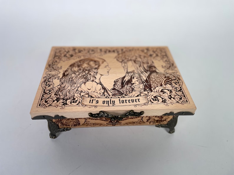 labyrinth music box gift for fans