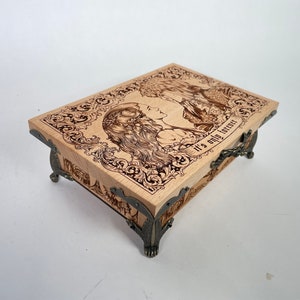 labyrinth musical box David Bowie - As The World Falls Down