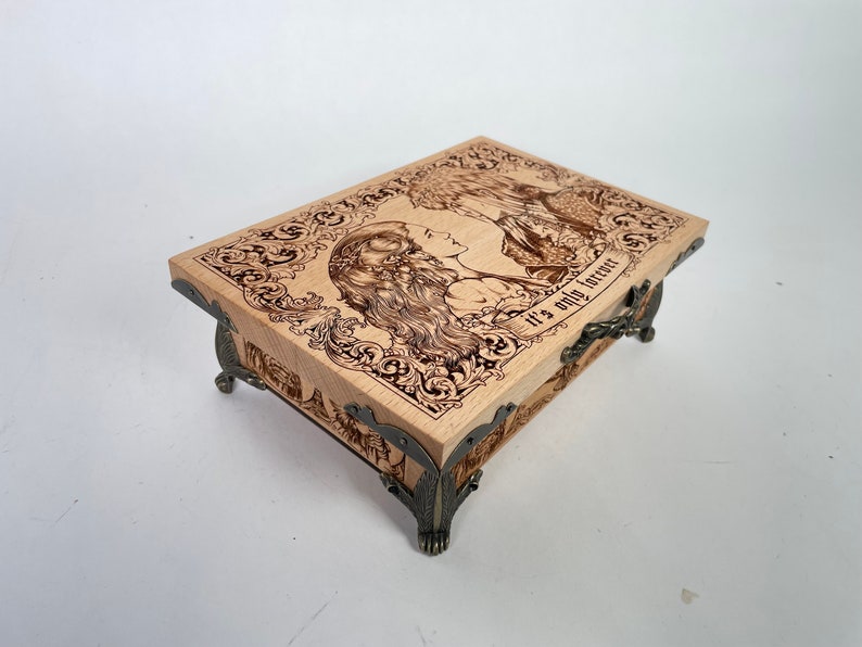 labyrinth musical box David Bowie - As The World Falls Down