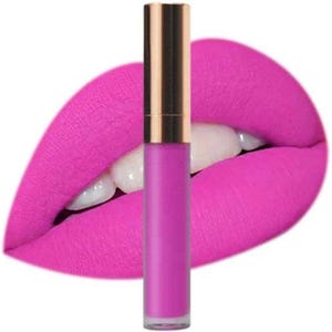 KISSES LIQUID MATTE LIPPENSTIFT