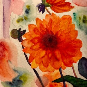 明るい透明なオレンジ色のダリア、ゆるやかな水彩画
