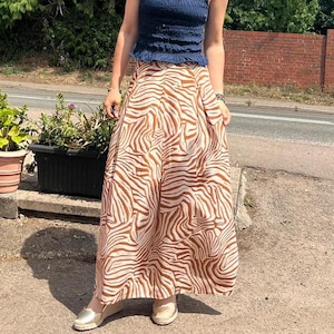 Maxirok met zebraprint – vloeiende rok met dierenprint – één maat (past tot UK 16)
