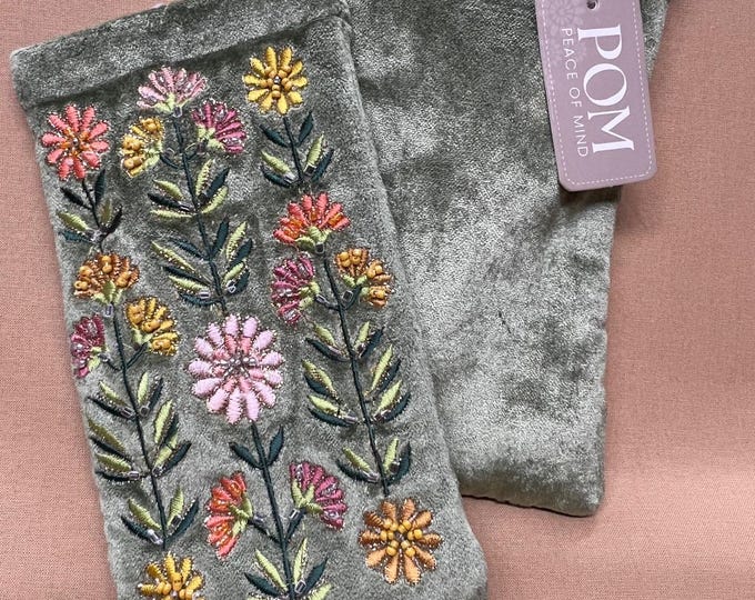 Sage Green Embroidered Glasses Case | Velvet Wildflower Eyeglasses Pouch | Soft Sunglasses Sleeve | Floral Spectacle Holder | Gift for Her