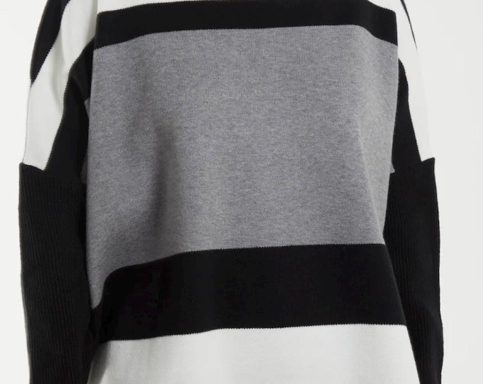 Oversized stripped jumper