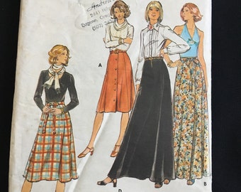 Butterick 4523 1970s Vintage Sewing Pattern Skirt Waist Size 26.5 inches A-line Gored 3 Lengths