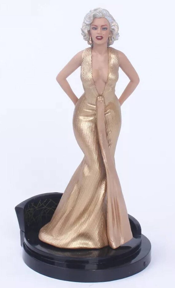 marilyn monroe action figure