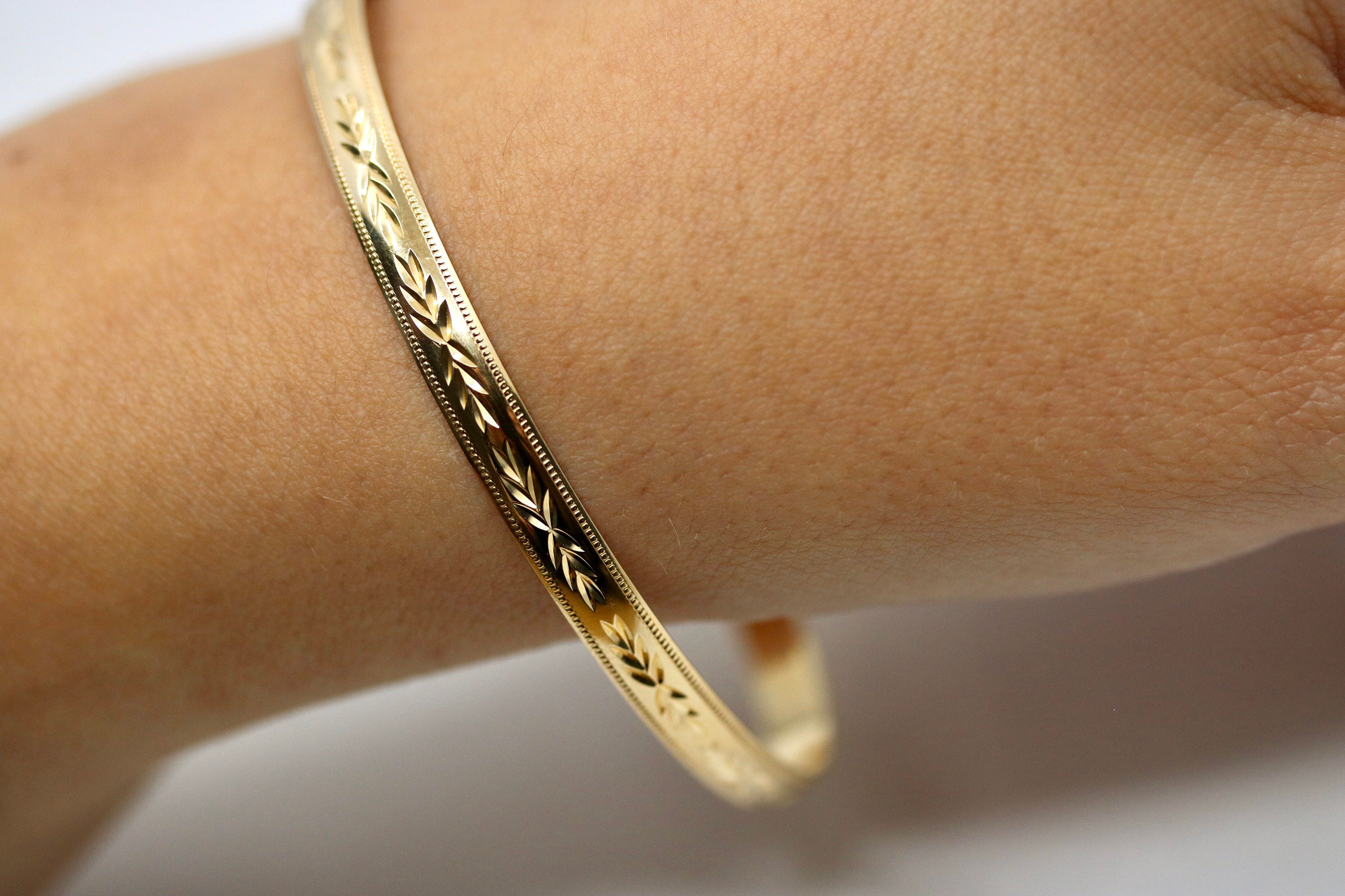9ct Gold Patterned Bangle Geometric Pattern Slave Bangle Etsy