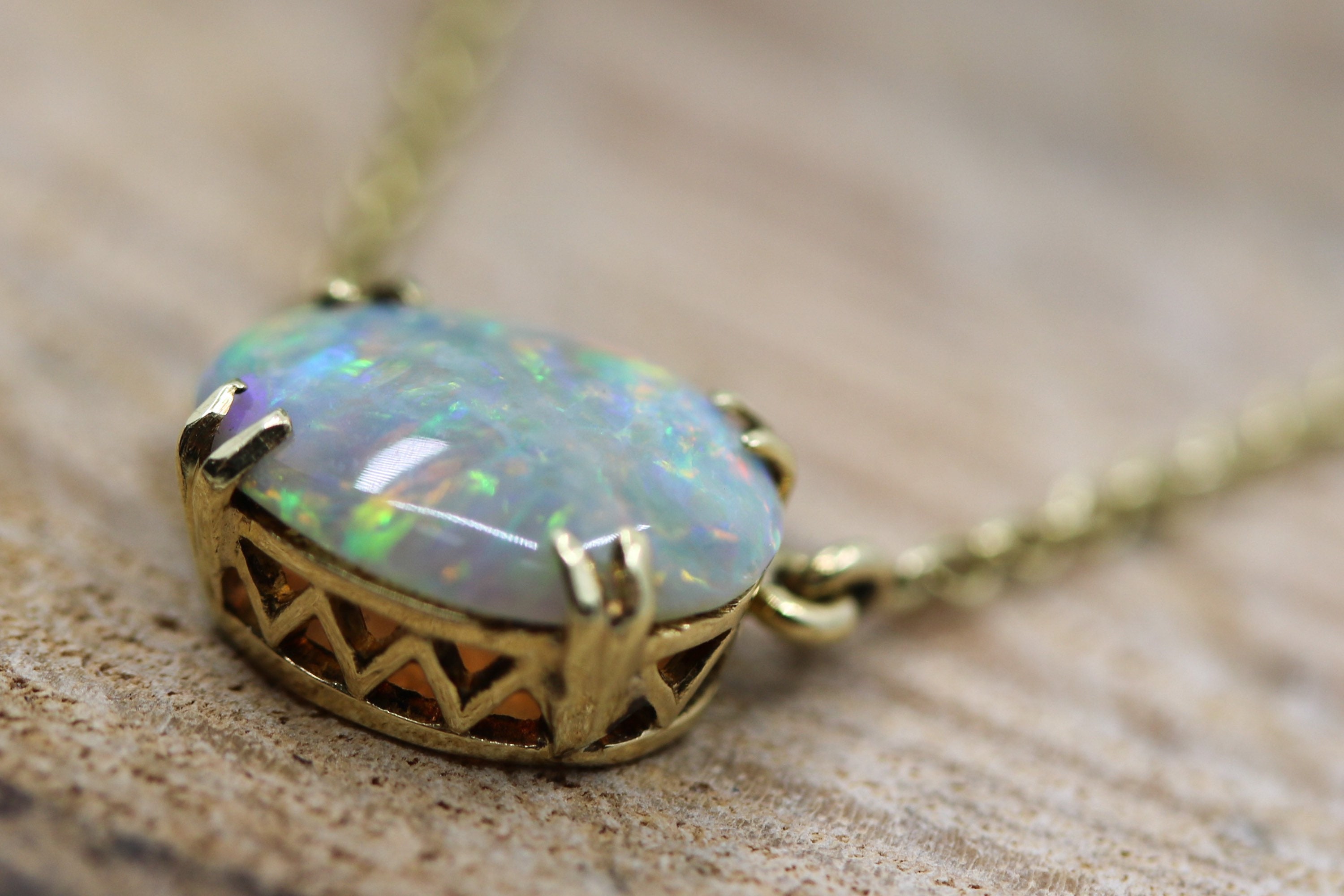 Stunning 18ct Gold Opal Pendant and Chain Etsy