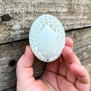 Carved duck egg Cross with Easter Lilies