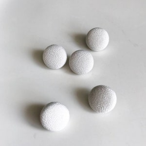 アイボリークレープジョーゼットウェディングドレスボタン