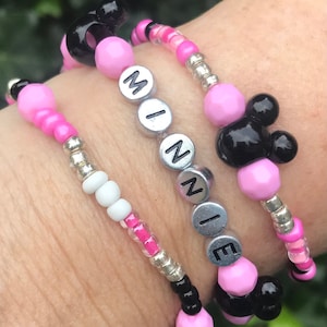 Disney Minnie Mouse-inspirerad armbandsstapel, Minnie Mouse armbandsstapel, Disney pärlarmband, Disney armband