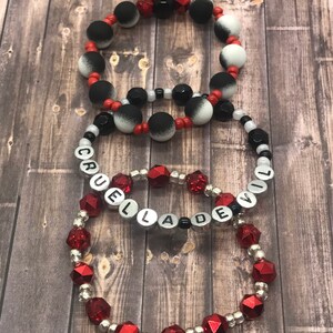 Disney Cruella-inspirerad armbandsstapel, Cruella De Vil-armbandsstapel, Disney-pärlarmband, Disney-armband