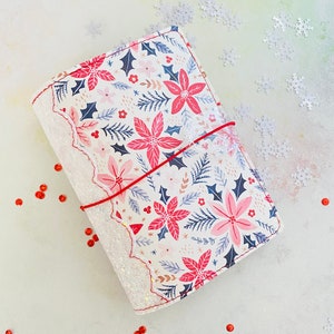 Handmade Christmas theme faux leather planner cover. Traveler’s notebook planner cover. Vegan leather planner cover. Handmade planner