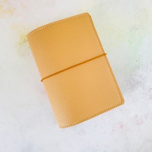 Handmade Textured Faux Leather Planner cover. Traveler’s Notebook cover. Vegan leather planner cover. Ring planner cover. Planner cover. TN