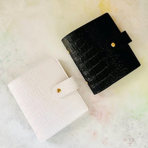 Black Croc Ring Planner cover with snap closure. Pocket Rings Planner. Faux Leather A6 rings cover. Personal wide rings cover. Handmade