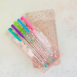 Handmade jelly pen pouch. Handmade jelly pen holder Planner accessories. Jelly Pen holder. Jelly pen pouch