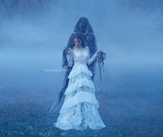 Gothic Dress White Vintage Wedding Dress Snow Queen Dress Etsy