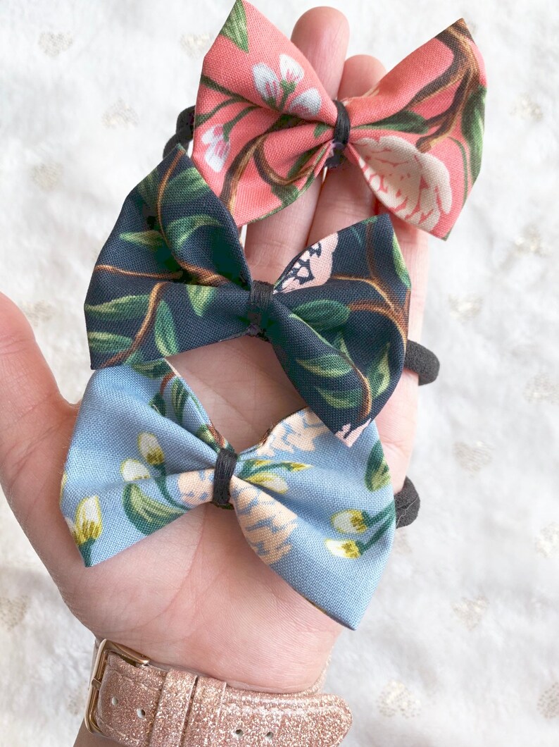 Pink light blue dark blue baby girl Bow Set
