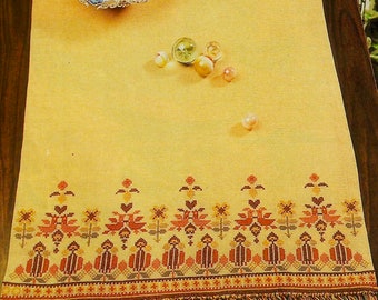 Patrón de punto de cruz cretense: Borde de flores tradicionales griegas (PDF)