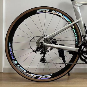 Juego de ruedas de bicicleta de carretera, calcomanía de llanta de carbono, pegatina decorativa creativa para rueda de bicicleta, pegatina personalizada de moda Laser