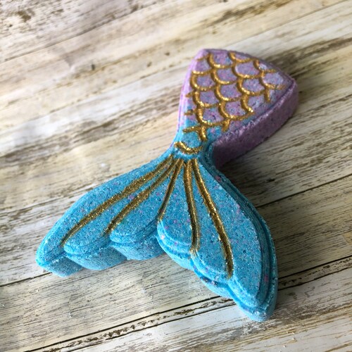 Mermaid Kisses Surprise Bath Bomb Etsy