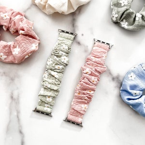 Crepe Floral Apple Watch Scrunchie Band 38mm/40mm/41mm/42mm/44mm/45mm Size | Scrunchie Haven