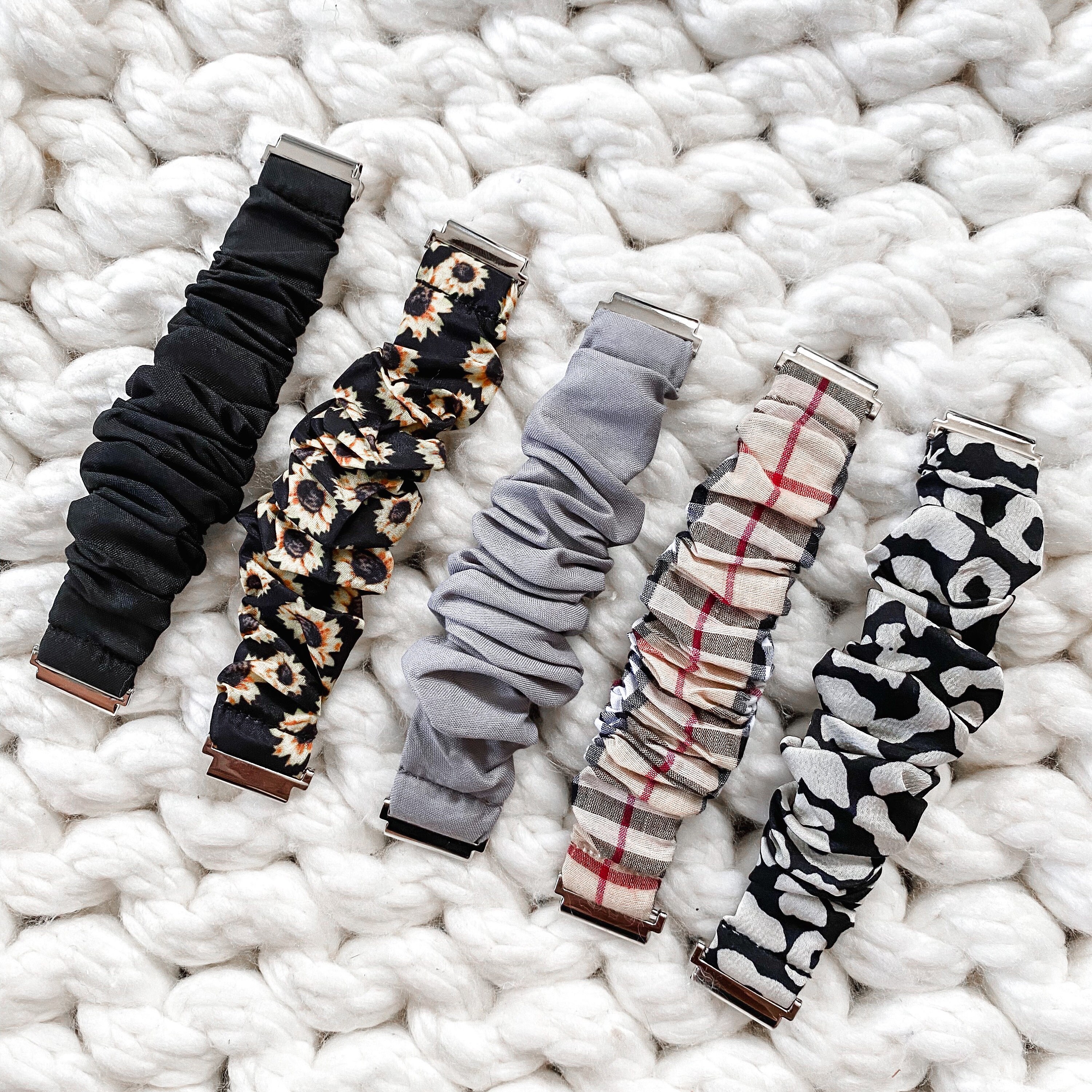 scrunchie fitbit versa band