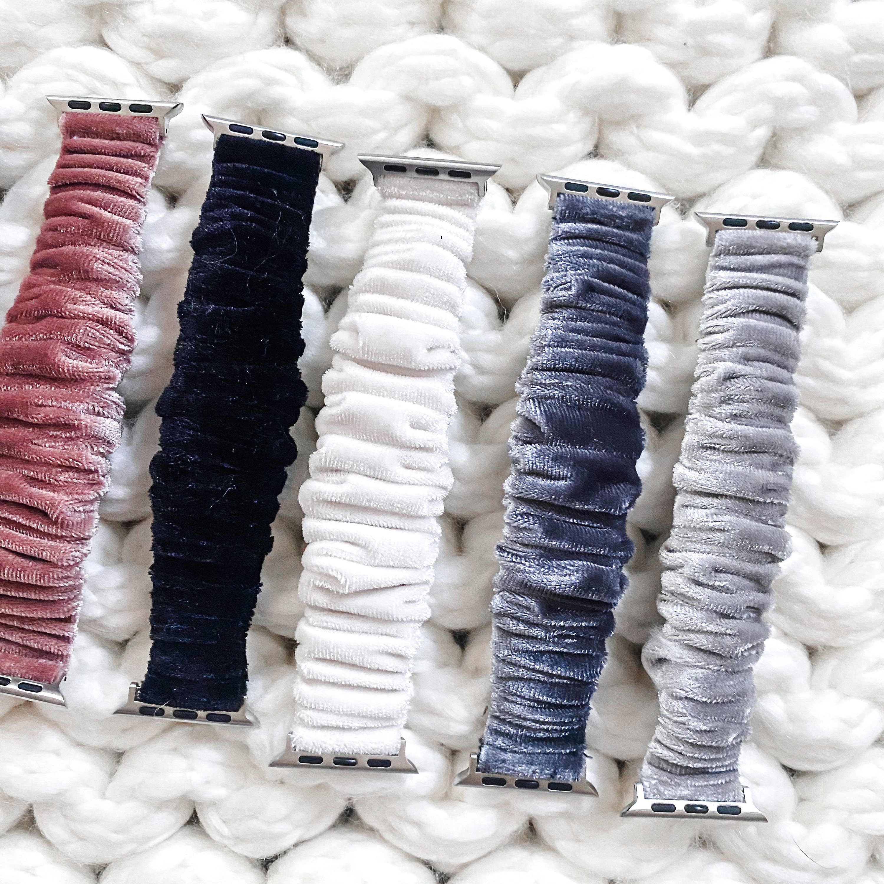 VELVET Apple Watch Scrunchie Band 38mm/40mm/42mm/44mm Size | Scrunchie Haven