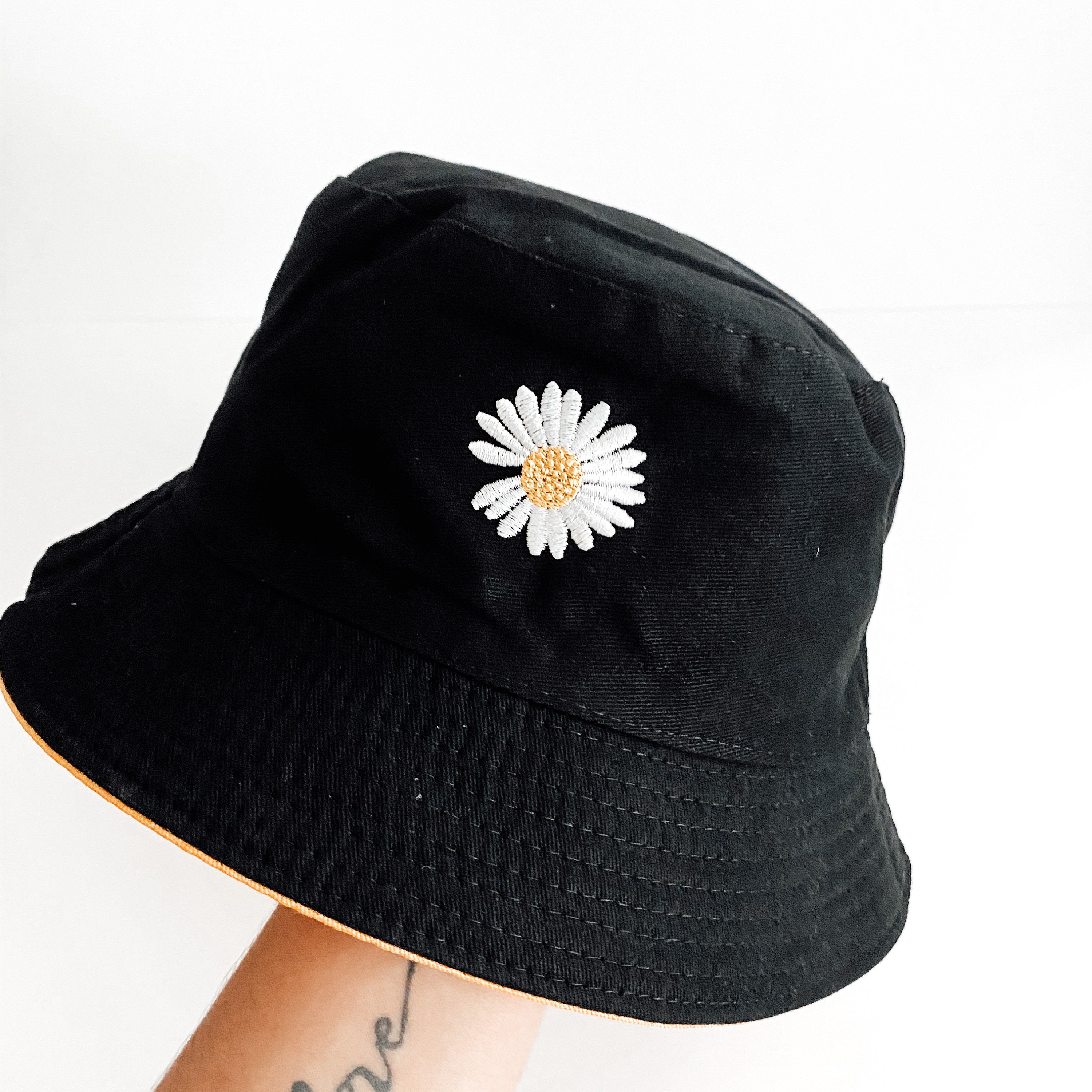 REVERSIBLE Denim Blue Daisy & Black Bucket Hat Scrunchie Etsy