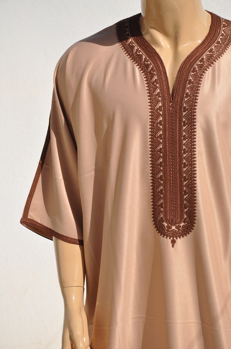 Grey Moroccan Linen Kaftan for Men - Traditional & Elegant Djellaba main image 1