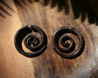 Träspiralörhängen, Trätribalörhängen, Fake Gauge Svart