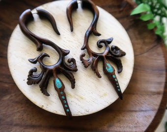 Tribal träörhängen, träörhängen, ekologiska örhängen, falska örhängen
