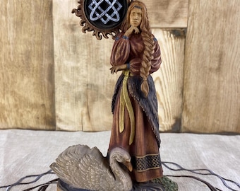 Lada statue Lada Lada goddess Goddess statue Slavic statue Slavic gods Slavic mythology Slavic deities Wood carving Wood sculpture Pagan art